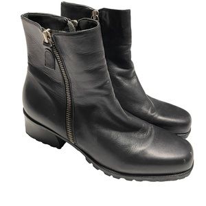 Enzo Angiolini Black Leather Motto Zip Booties Size 9 Womens Lug Sole